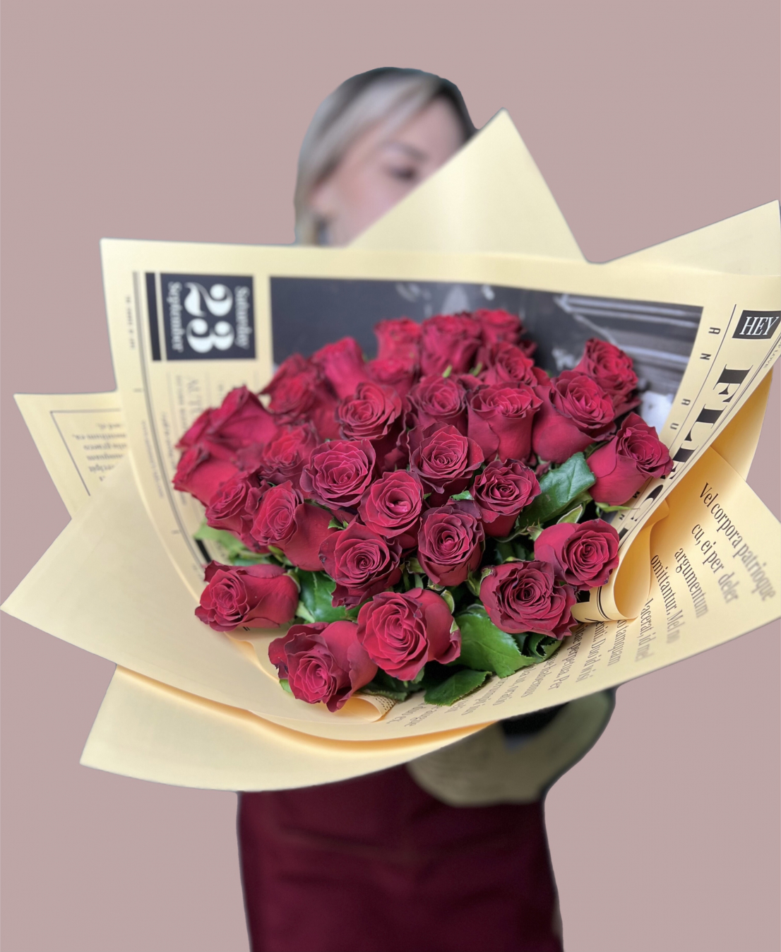 Букет из 31 красной розы